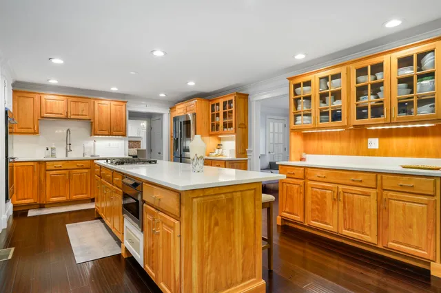 $1,180,000 | 197 Liberty Hill Road, Bedford, NH 03110