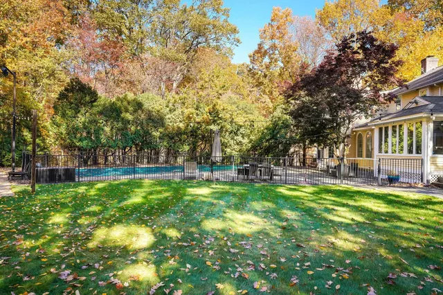 $1,180,000 | 197 Liberty Hill Road, Bedford, NH 03110