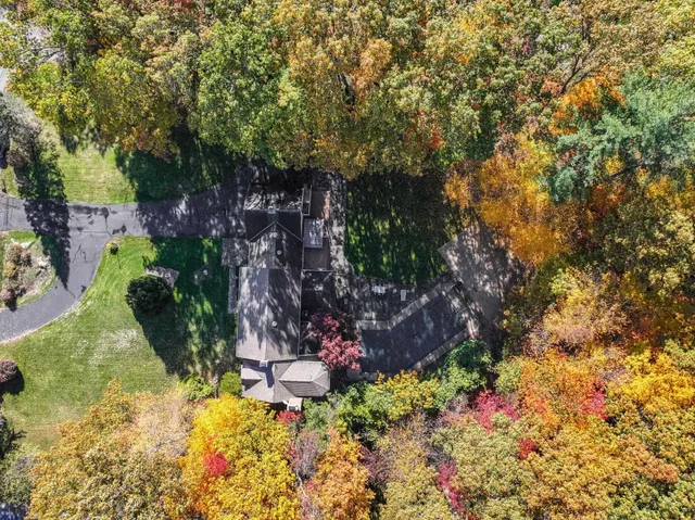 $1,180,000 | 197 Liberty Hill Road, Bedford, NH 03110