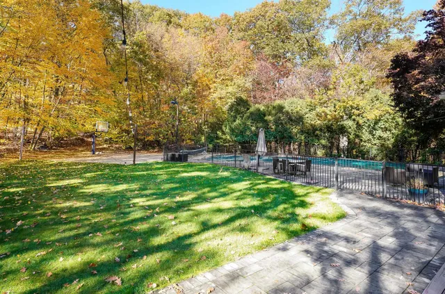 $1,180,000 | 197 Liberty Hill Road, Bedford, NH 03110