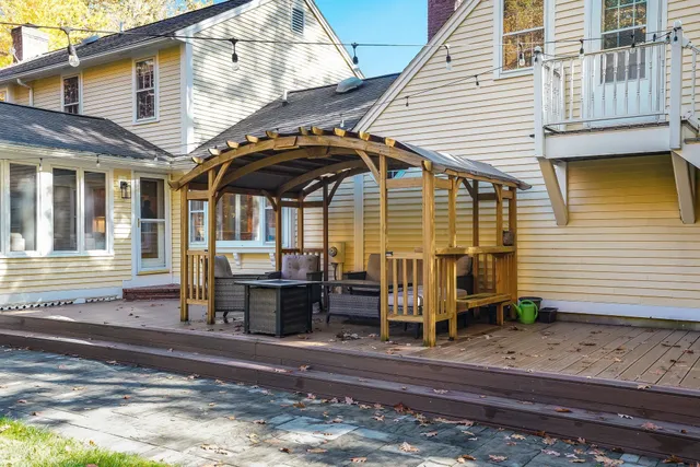 $1,180,000 | 197 Liberty Hill Road, Bedford, NH 03110