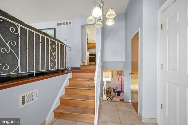 $499,900 | 1966 King Arthur Road, Philadelphia, PA 19116