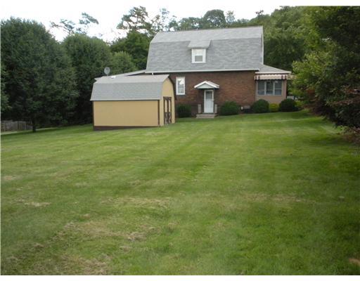 975 Orchard Street Rochester, PA 15074 - Photo 10 of 12 Exterior Front.