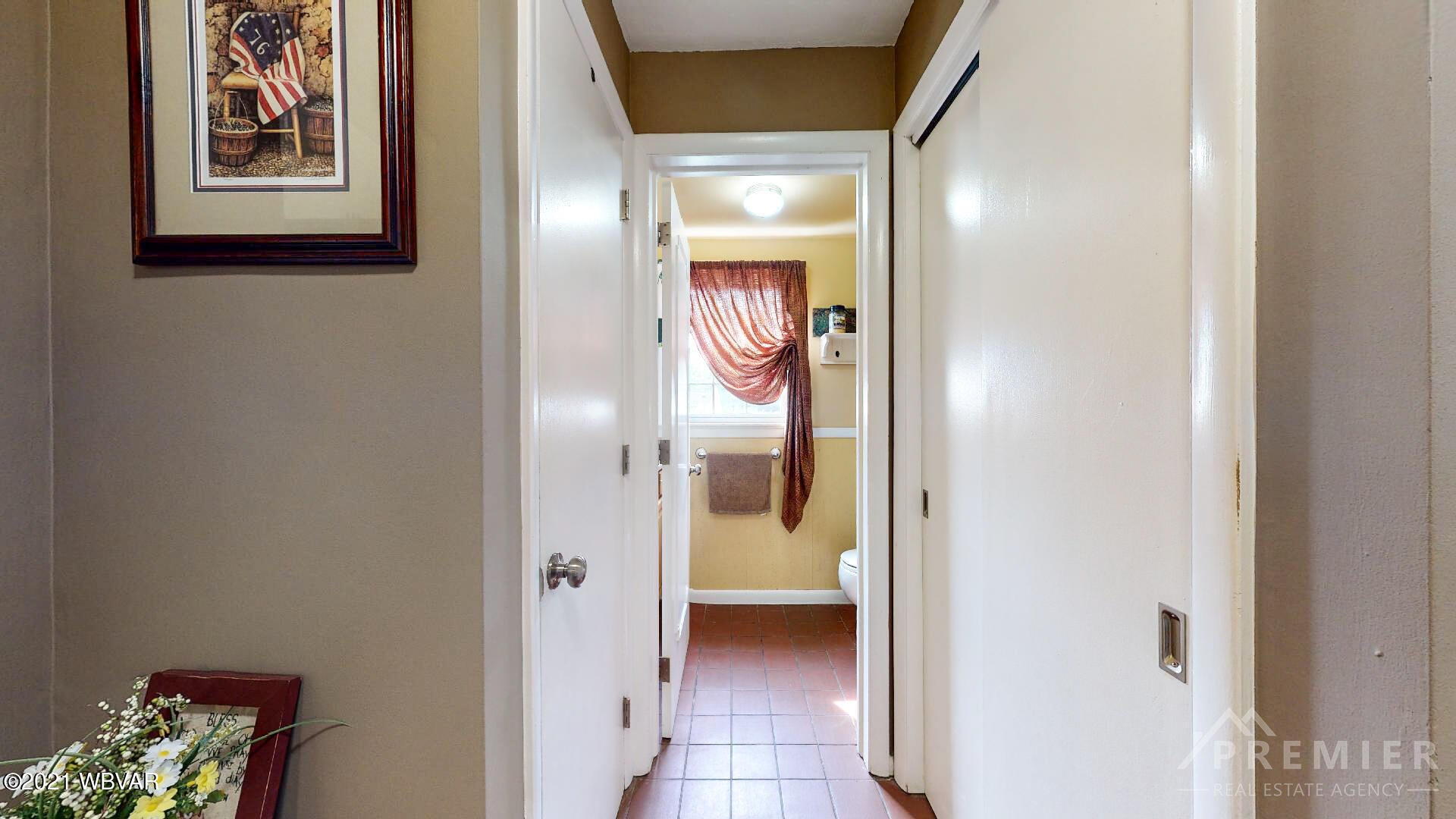 1685 Graham Road Williamsport, PA 17701 - Photo 20 of 41 Gallery Image 20
