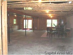 11330 Timber View Lane Athens, IL 62613 - Photo 10 of 11 Gallery Image 10