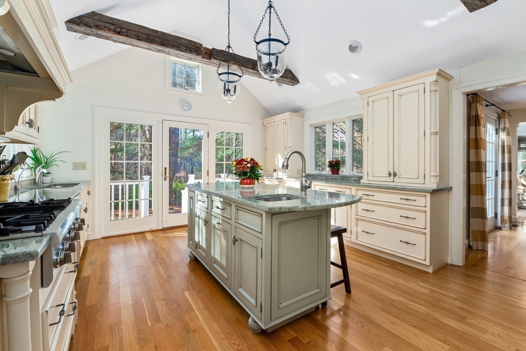 121 Cherry Brook Road Weston, MA 02493 - Photo 11 of 30 Gallery Image 11