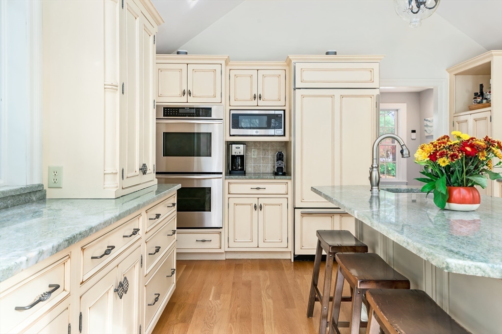 121 Cherry Brook Road Weston, MA 02493 - Photo 13 of 30 Gallery Image 13
