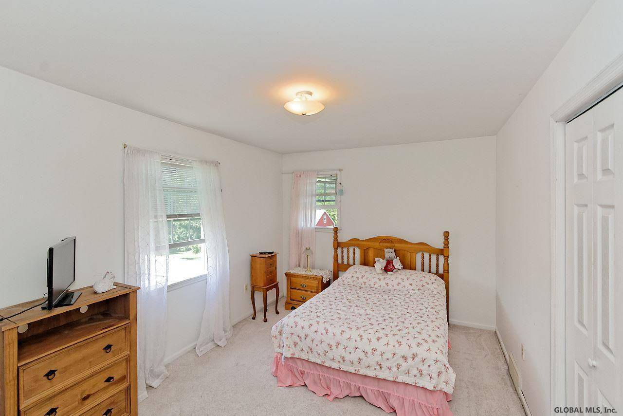 2615 Phillips Road Castleton-on-Hudson, NY 12033 - Photo 15 of 25 Photo 15