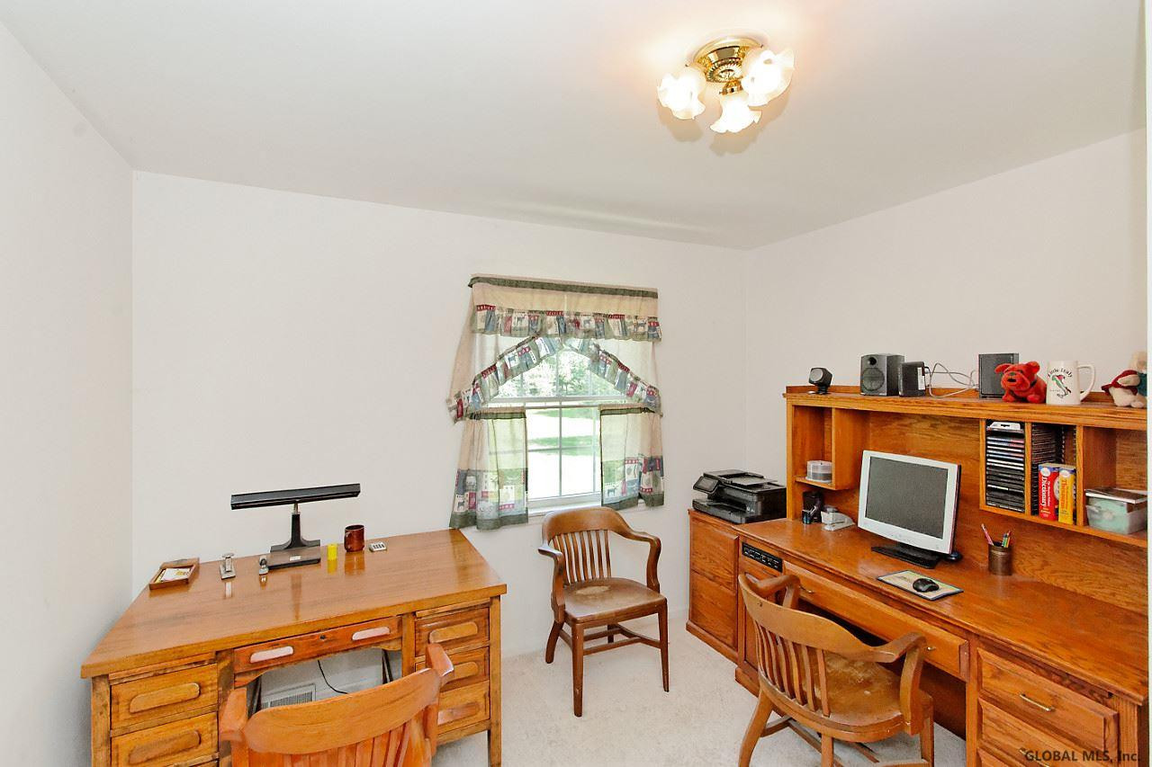 2615 Phillips Road Castleton-on-Hudson, NY 12033 - Photo 16 of 25 Photo 16