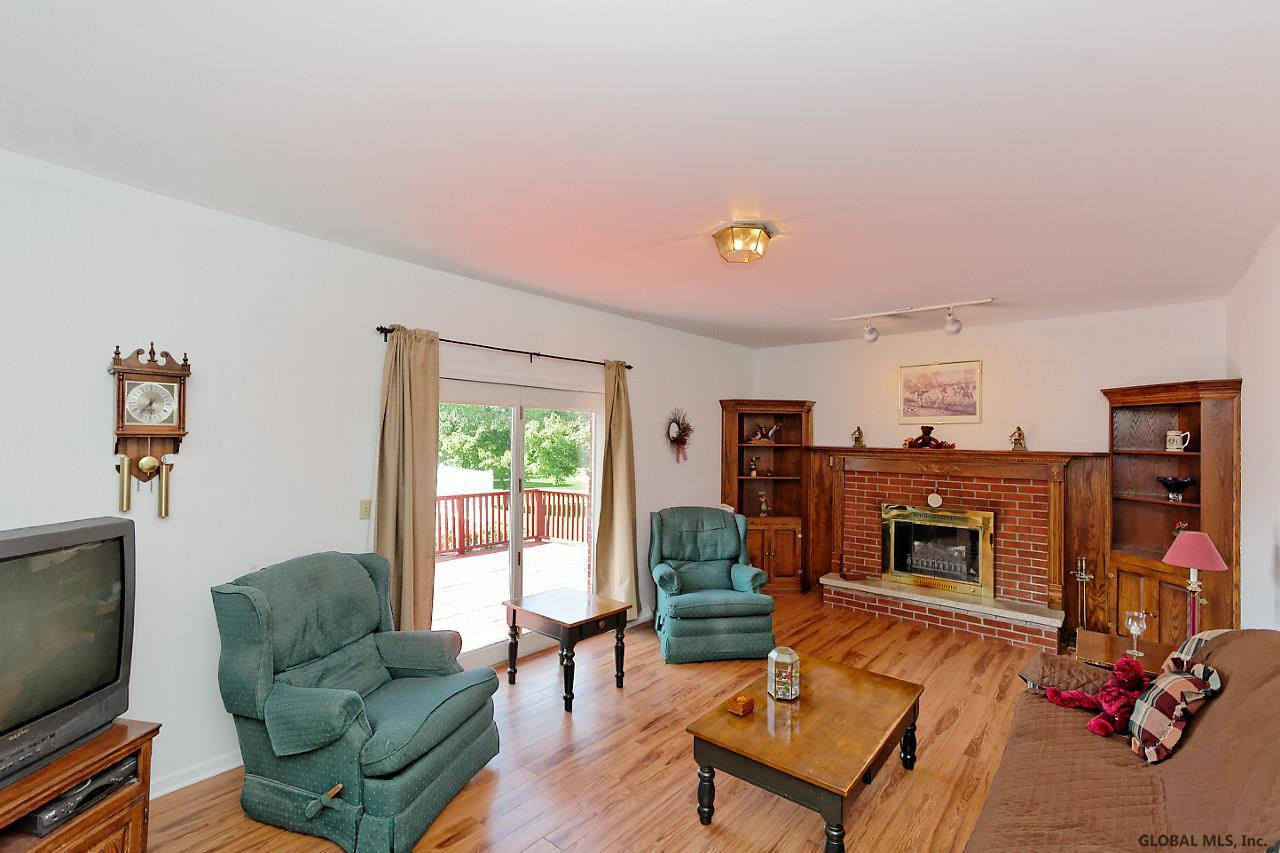 2615 Phillips Road Castleton-on-Hudson, NY 12033 - Photo 10 of 25 Photo 10