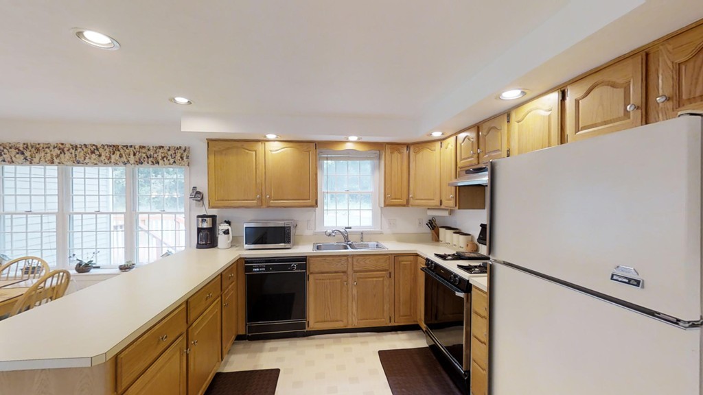 22 Thaddeus Mason Road Northborough, MA 01532 - Photo 11 of 29 Gallery Image 11