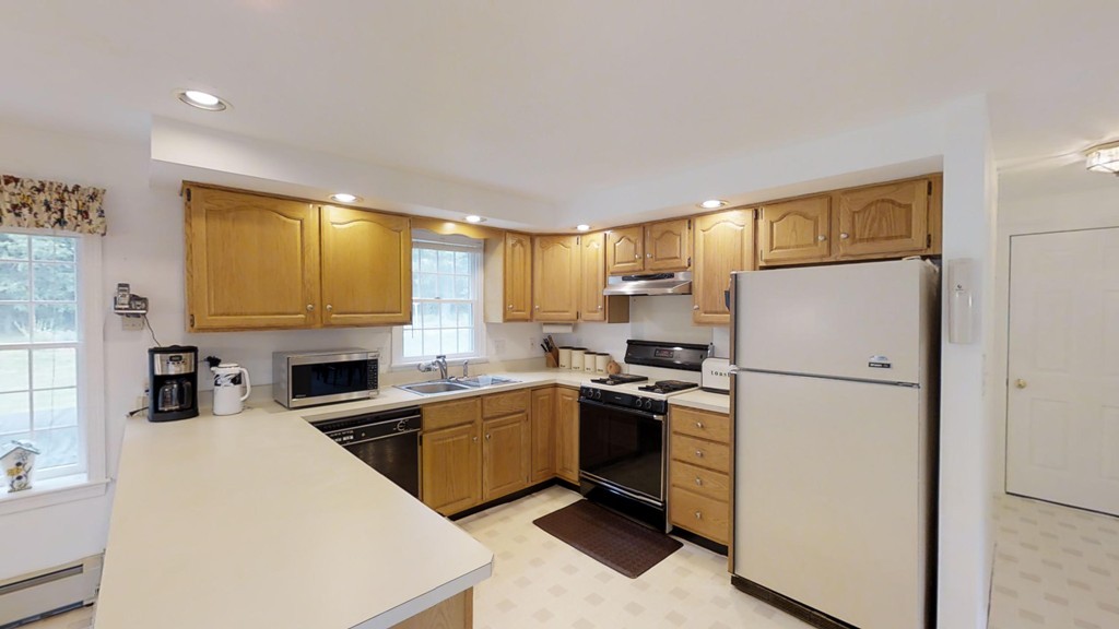 22 Thaddeus Mason Road Northborough, MA 01532 - Photo 10 of 29 Gallery Image 10