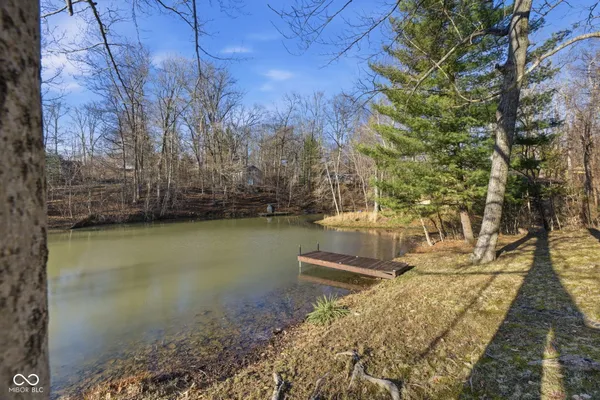 $304,899 | 8460 South Green Drive, Nineveh, IN 46164
