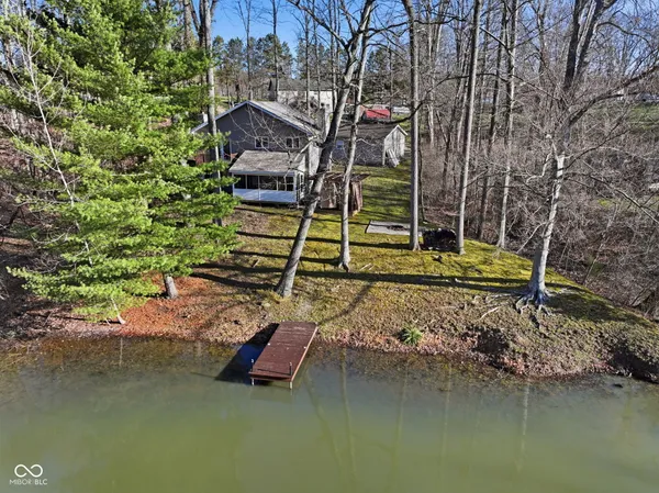 $304,899 | 8460 South Green Drive, Nineveh, IN 46164