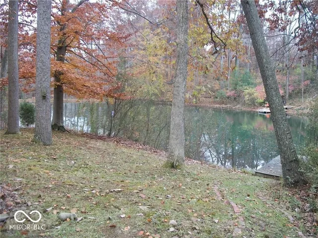 $325,000 | 8460 South Green Drive, Nineveh, IN 46164