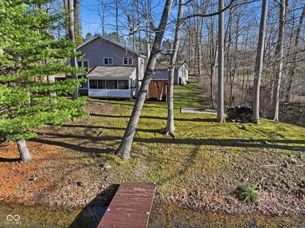 $304,899 | 8460 South Green Drive, Nineveh, IN 46164