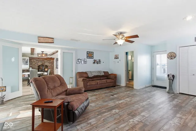 $325,000 | 8460 South Green Drive, Nineveh, IN 46164