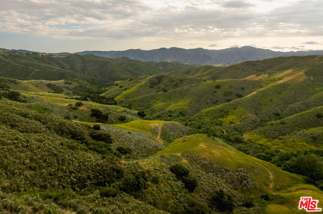 24277 Dry Canyon Cold Creek Road Calabasas, CA 91302 - Photo 44 of 45 a view of mountains and mountain view