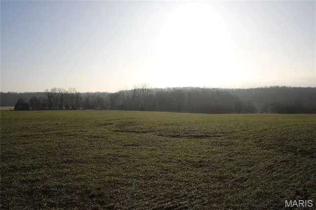 $259,900 | 7 Sharps Place, Perry, MO 63462