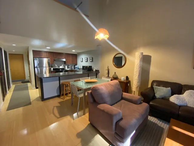 $289,000 | 13 Snow Tree Lane, Unit WILLOWS K, West Dover, VT 05356