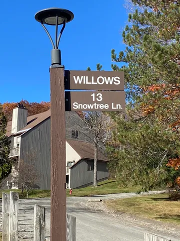 $289,000 | 13 Snow Tree Lane, Unit WILLOWS K, West Dover, VT 05356