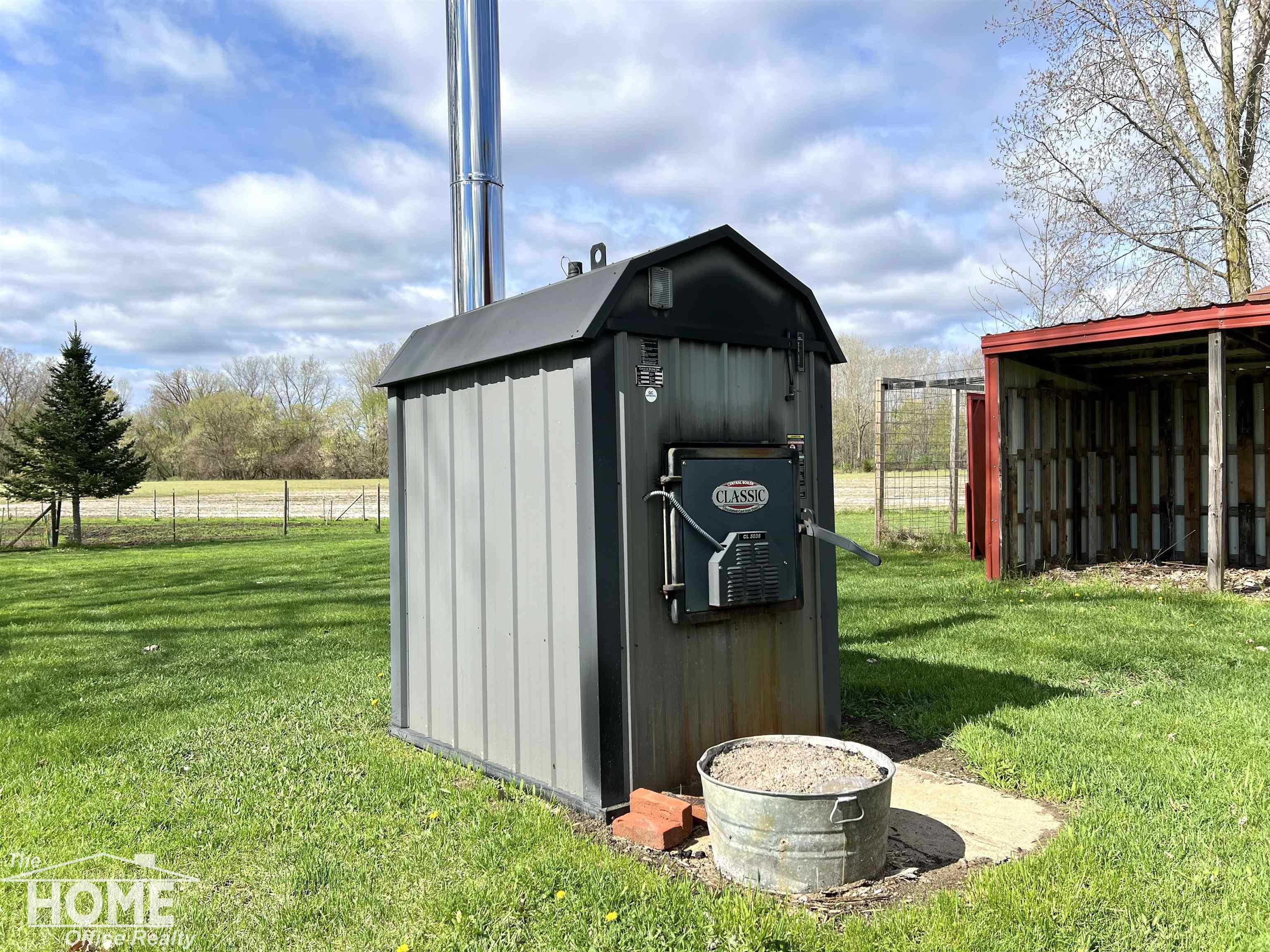 5238 Lytle Road Corunna, MI 48817 - Photo 37 of 40 50139141-6b8752c1-6b63-4105-8437-3770c42c8629.JPG