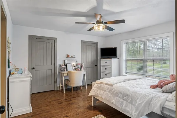 $450,000 | 18541 FM 17, Canton, TX 75103