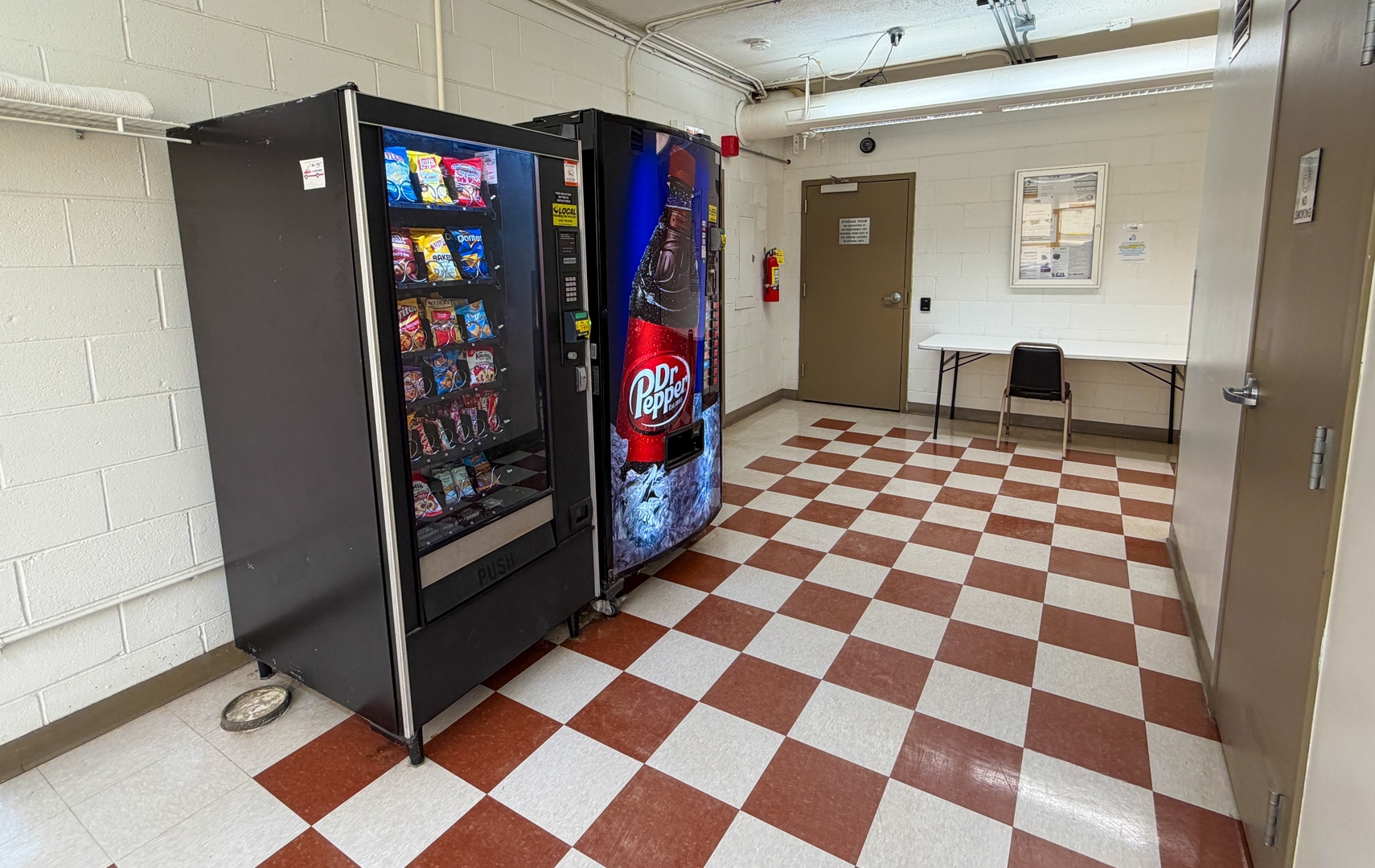 6301 North Sheridan Road, Unit 24E Chicago, IL 60660 - Photo 35 of 52