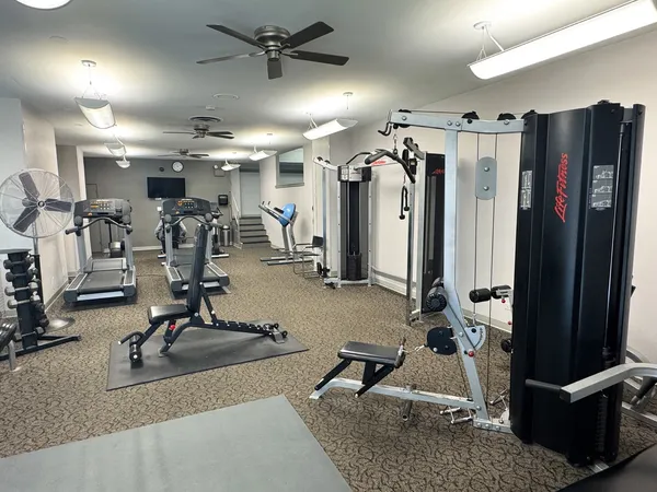 $285,000 | 6301 North Sheridan Road, Unit 24E, Chicago, IL 60660
