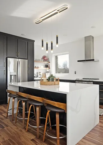 $899,900 | 1171 Hutchins Bend Road, Sparta, TN 38583