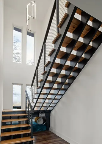 $899,900 | 1171 Hutchins Bend Road, Sparta, TN 38583