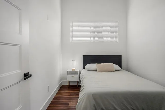 $899,900 | 1171 Hutchins Bend Road, Sparta, TN 38583