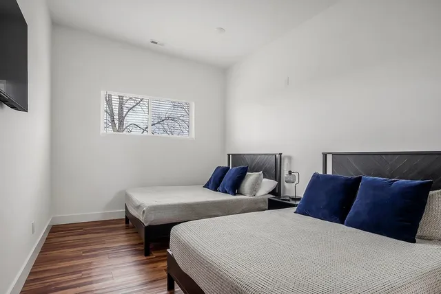 $899,900 | 1171 Hutchins Bend Road, Sparta, TN 38583