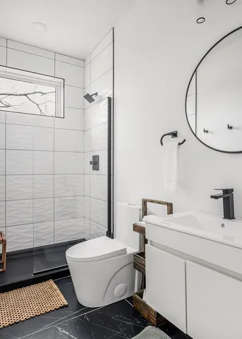 $899,900 | 1171 Hutchins Bend Road, Sparta, TN 38583