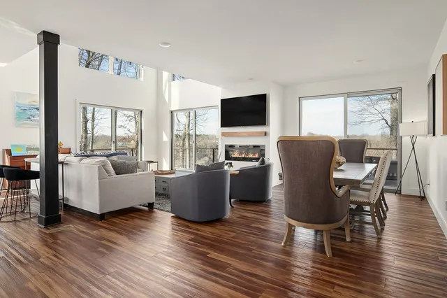 $899,900 | 1171 Hutchins Bend Road, Sparta, TN 38583