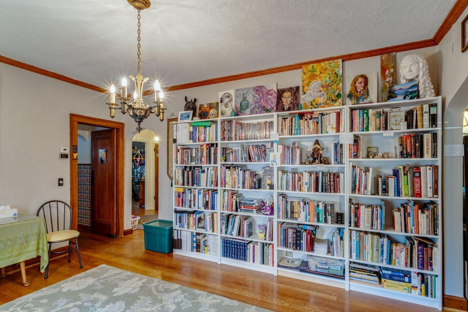 4943 Ralph Avenue Cincinnati, OH 45238 - Photo 39 of 49