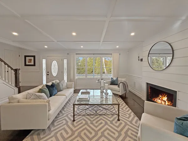 $50,000 | 279 Majors Path, Southampton, NY 11968