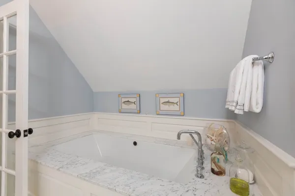 $50,000 | 279 Majors Path, Southampton, NY 11968