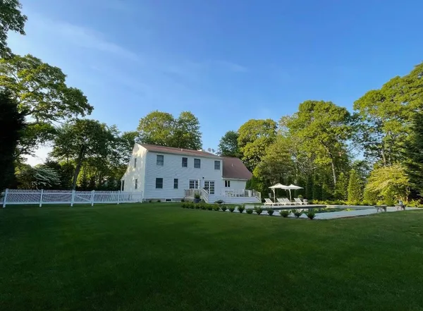 $50,000 | 279 Majors Path, Southampton, NY 11968