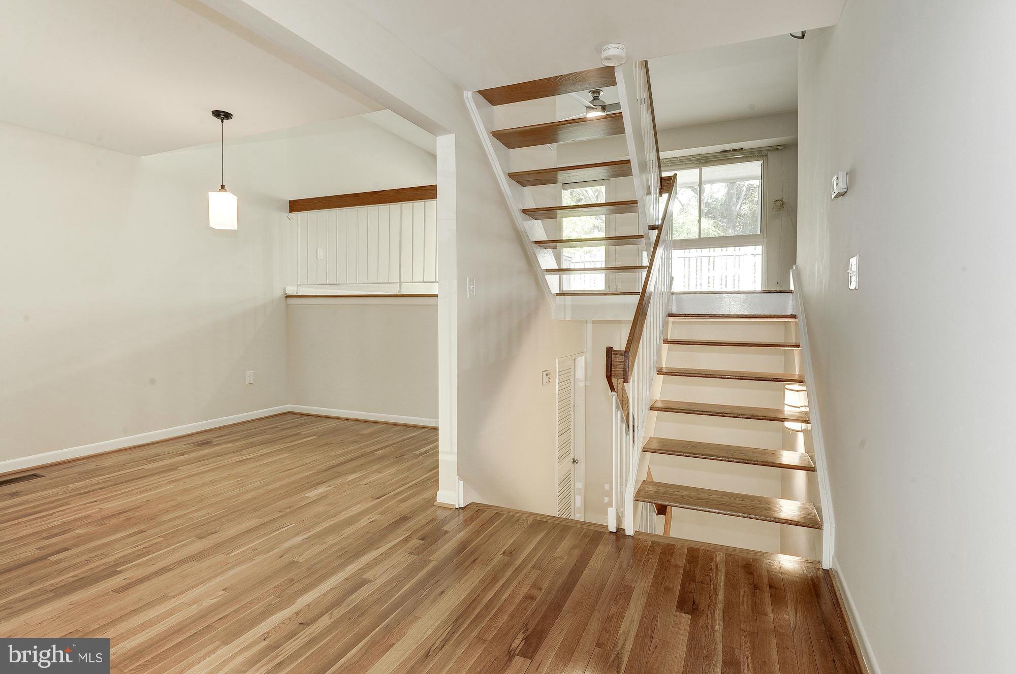 11184 Saffold Way Reston, VA 20190 - Photo 7 of 30 Dining Room