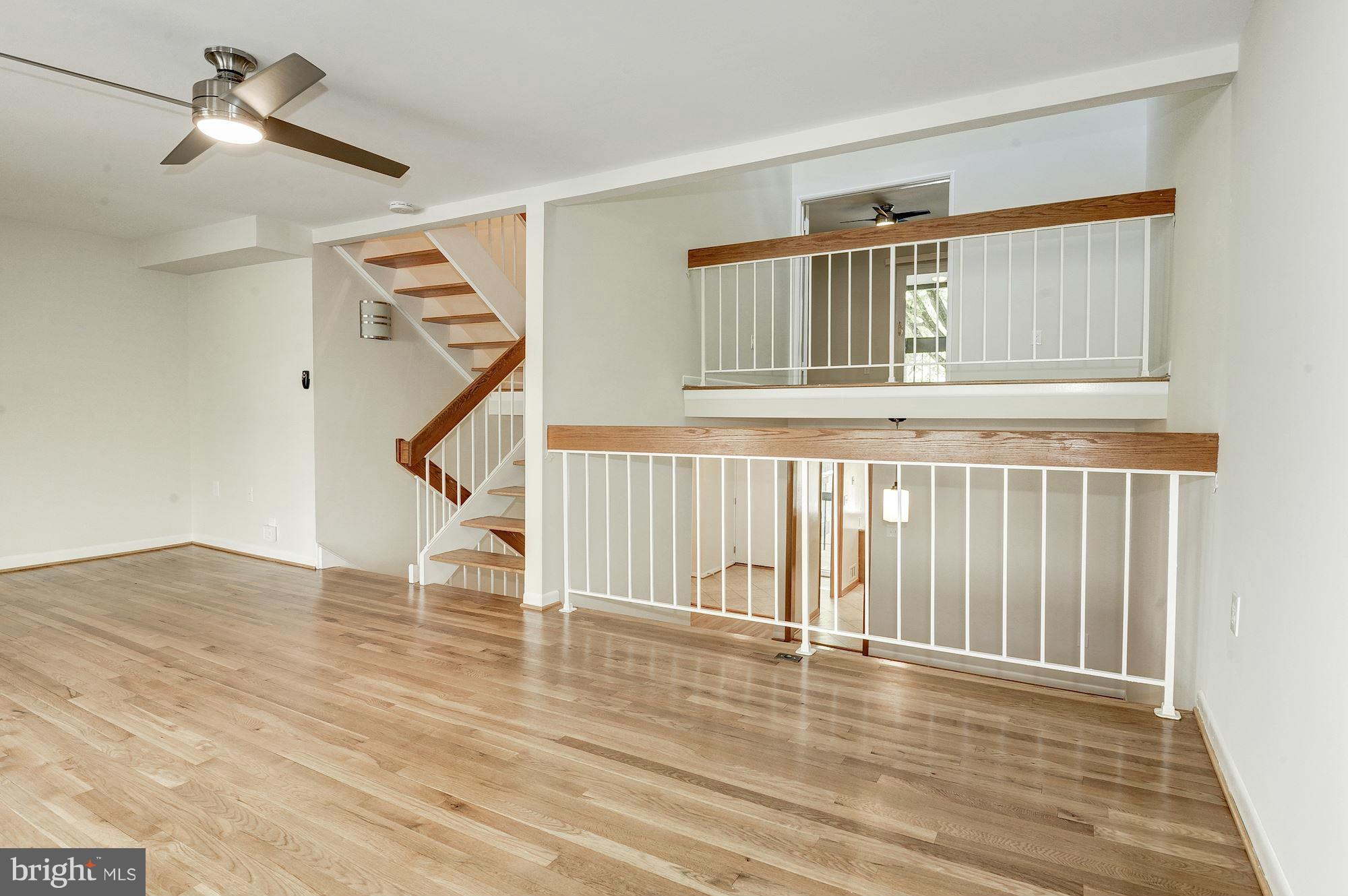 11184 Saffold Way Reston, VA 20190 - Photo 9 of 30 Living Room