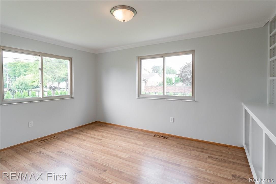 676 Canterbury Road Grosse Pointe, MI 48236 - Photo 19 of 34 A53I9774 (1).jpg