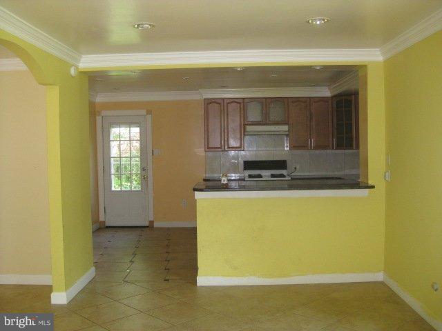 7417 Jervis Street Springfield, VA 22151 - Photo 8 of 16 Dining Room to Kitchen