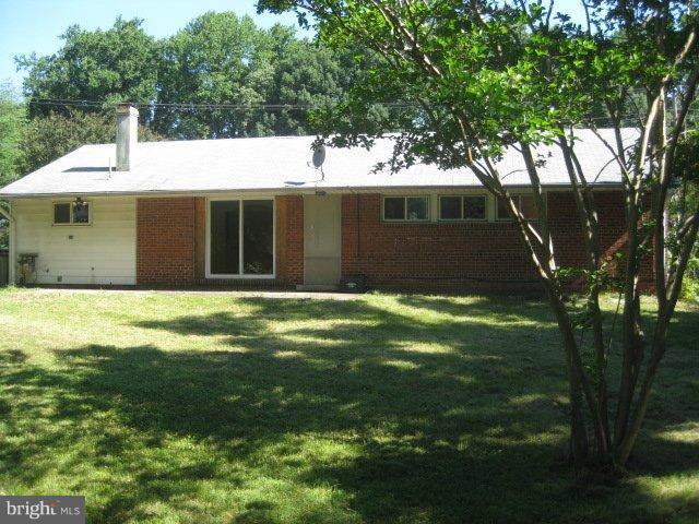7417 Jervis Street Springfield, VA 22151 - Photo 10 of 16 Exterior (Rear)