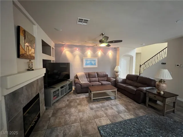 $2,400 | 2419 Inspired Court, Henderson, NV 89052