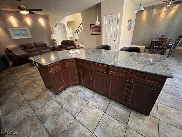 $2,400 | 2419 Inspired Court, Henderson, NV 89052