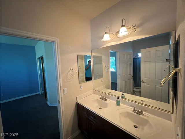 $2,400 | 2419 Inspired Court, Henderson, NV 89052