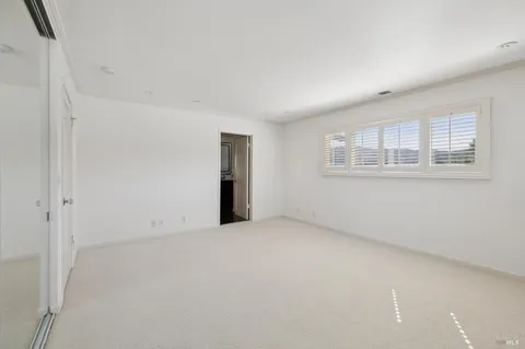 $1,395,000 | 175 Upper Via Casitas, Unit 26, Greenbrae, CA 94904