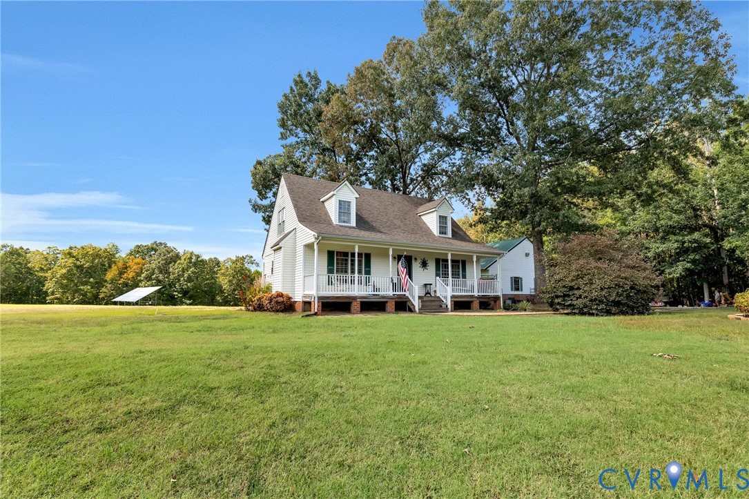 1205 Quail Run Road Powhatan, VA 23139 - Photo 2 of 22 Gallery Image 2
