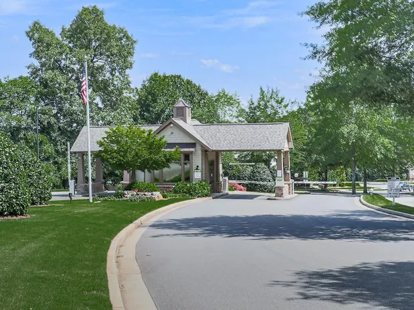 $575,000 | 314 Laurel Lookout Hills, Canton, GA 30114